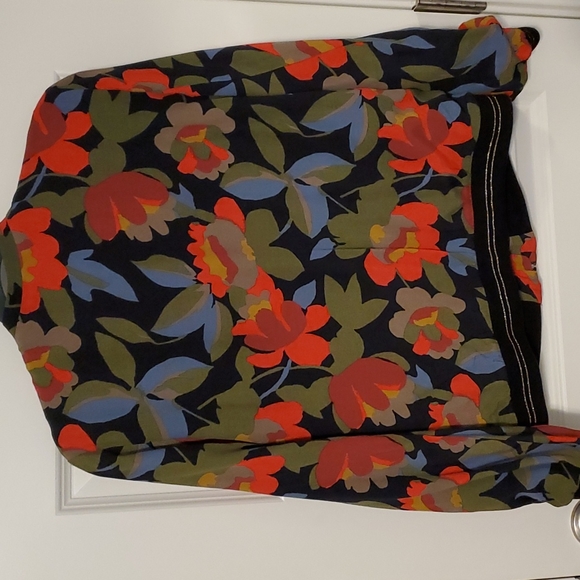 Floral jacket - Picture 2 of 3